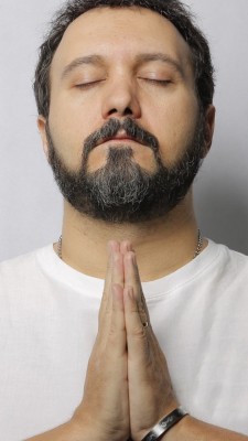کامبیز دیرباز-بازیگر ایرانی